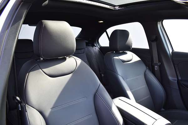 2024 Mercedes-Benz A-Class A250 V177