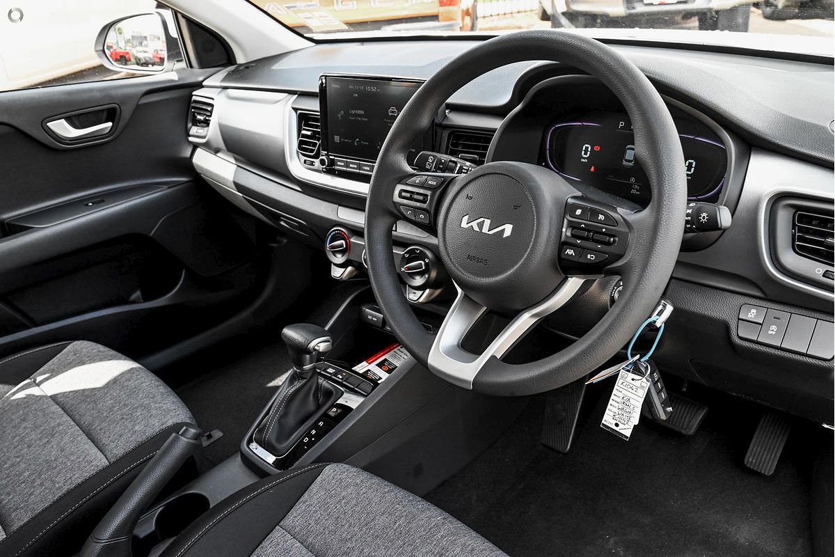 2024 Kia Stonic S YB