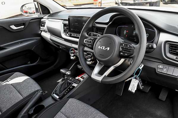 2024 Kia Stonic S YB