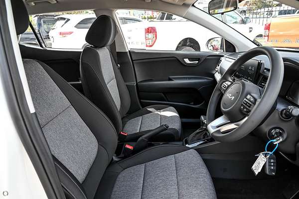 2024 Kia Stonic S YB