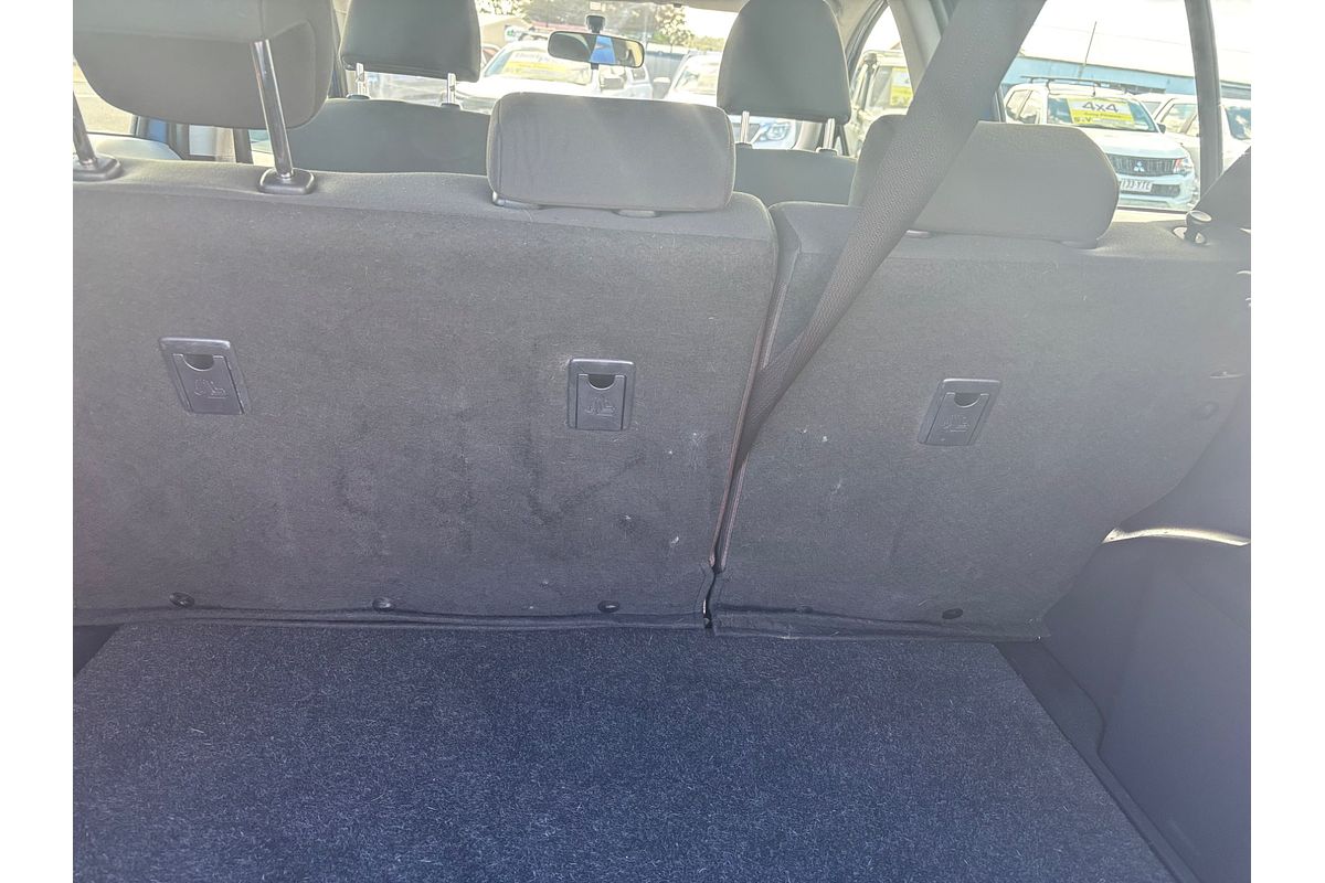 2012 Toyota Prius C NHP10R