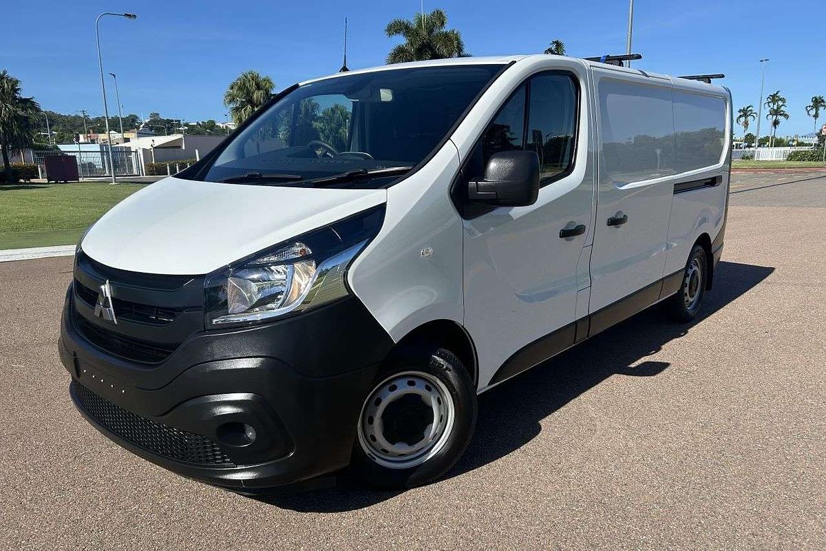 2020 Mitsubishi Express GLX SN LWB