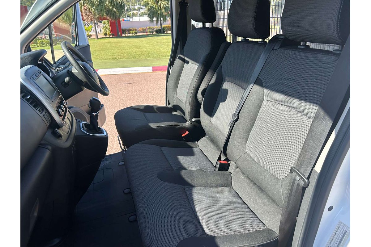 2020 Mitsubishi Express GLX SN LWB