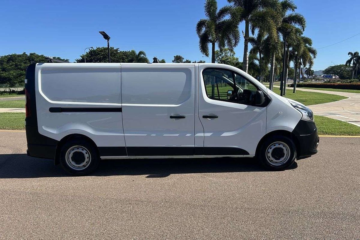 2020 Mitsubishi Express GLX SN LWB
