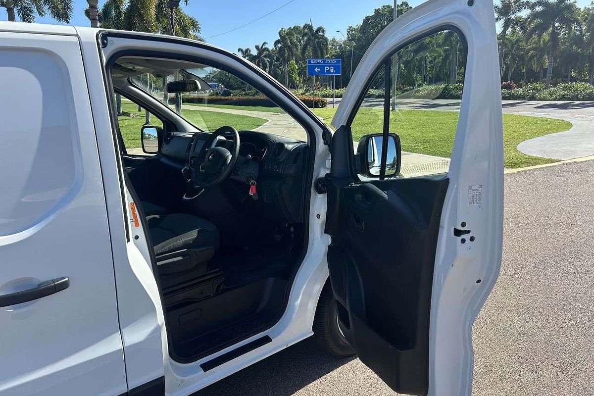 2020 Mitsubishi Express GLX SN LWB