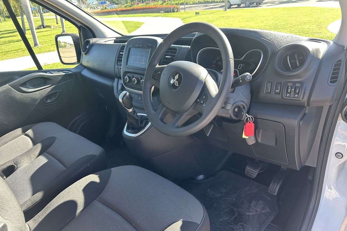 2020 Mitsubishi Express GLX SN LWB