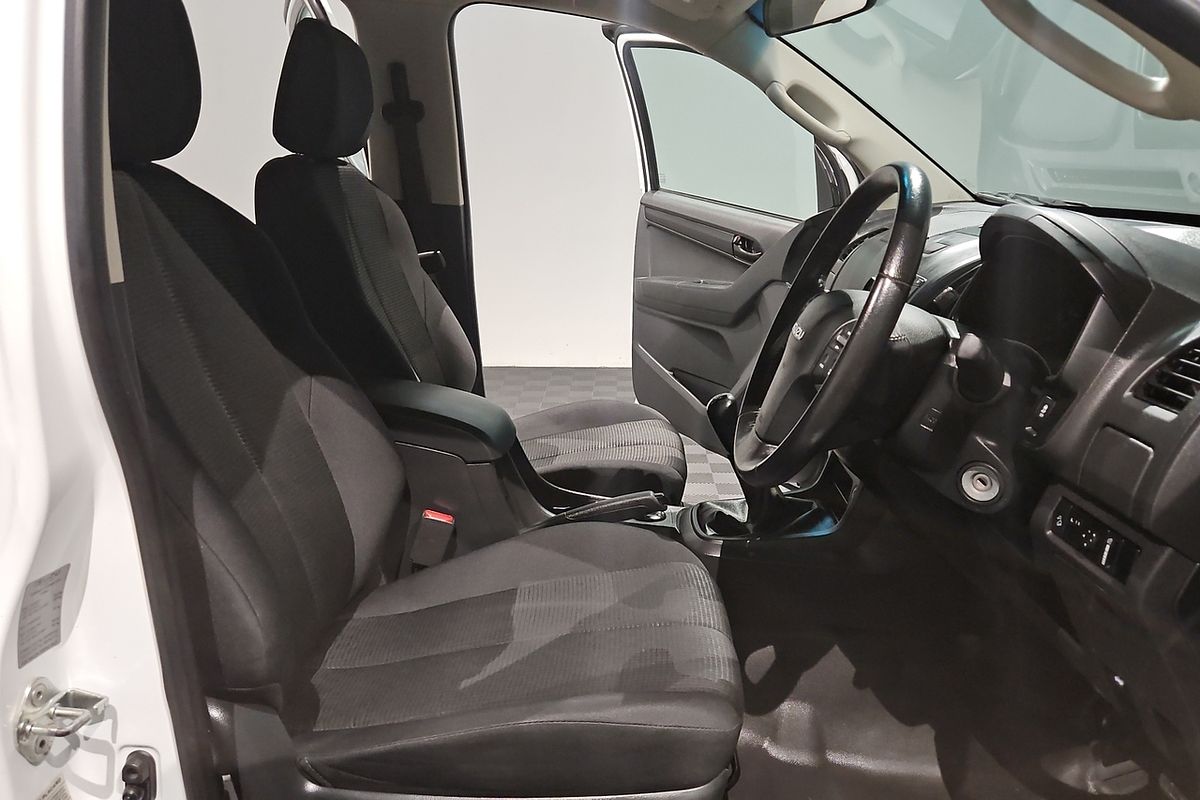2019 Isuzu D-MAX SX 4X4