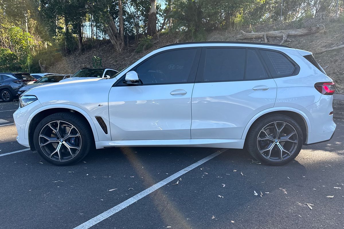 2022 BMW X5 xDrive30d M Sport G05