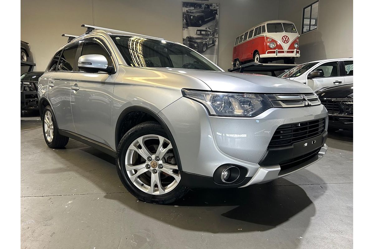 2014 Mitsubishi Outlander LS ZJ