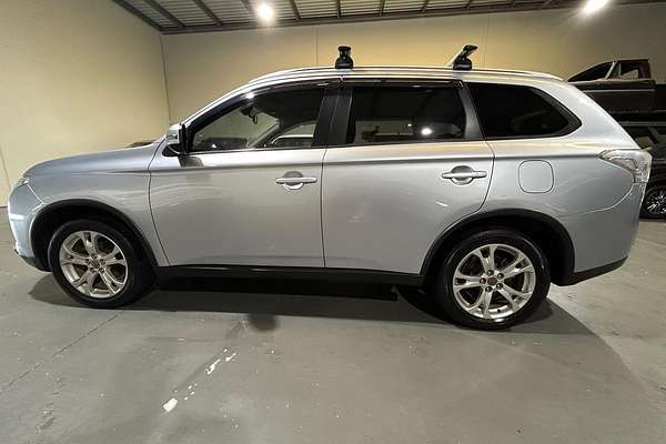 2014 Mitsubishi Outlander LS ZJ