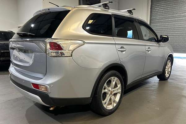 2014 Mitsubishi Outlander LS ZJ