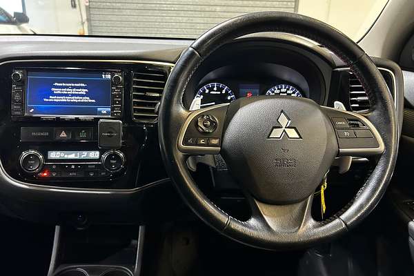 2014 Mitsubishi Outlander LS ZJ