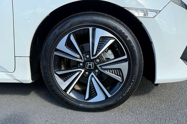 2016 Honda Civic VTi-LX 10th Gen