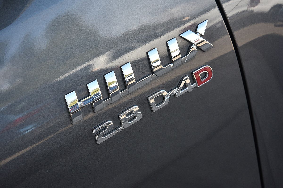 2020 Toyota Hilux SR5 GUN126R 4X4