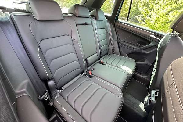 2024 Volkswagen Tiguan 162TSI R-Line 5N