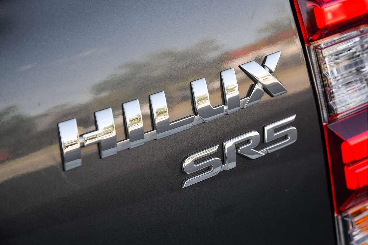 2021 Toyota Hilux SR5 GUN126R 4X4
