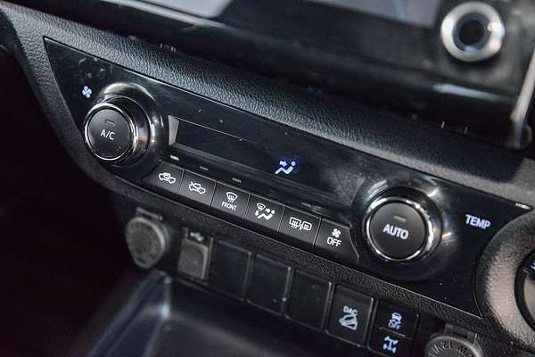 2021 Toyota Hilux SR5 GUN126R 4X4