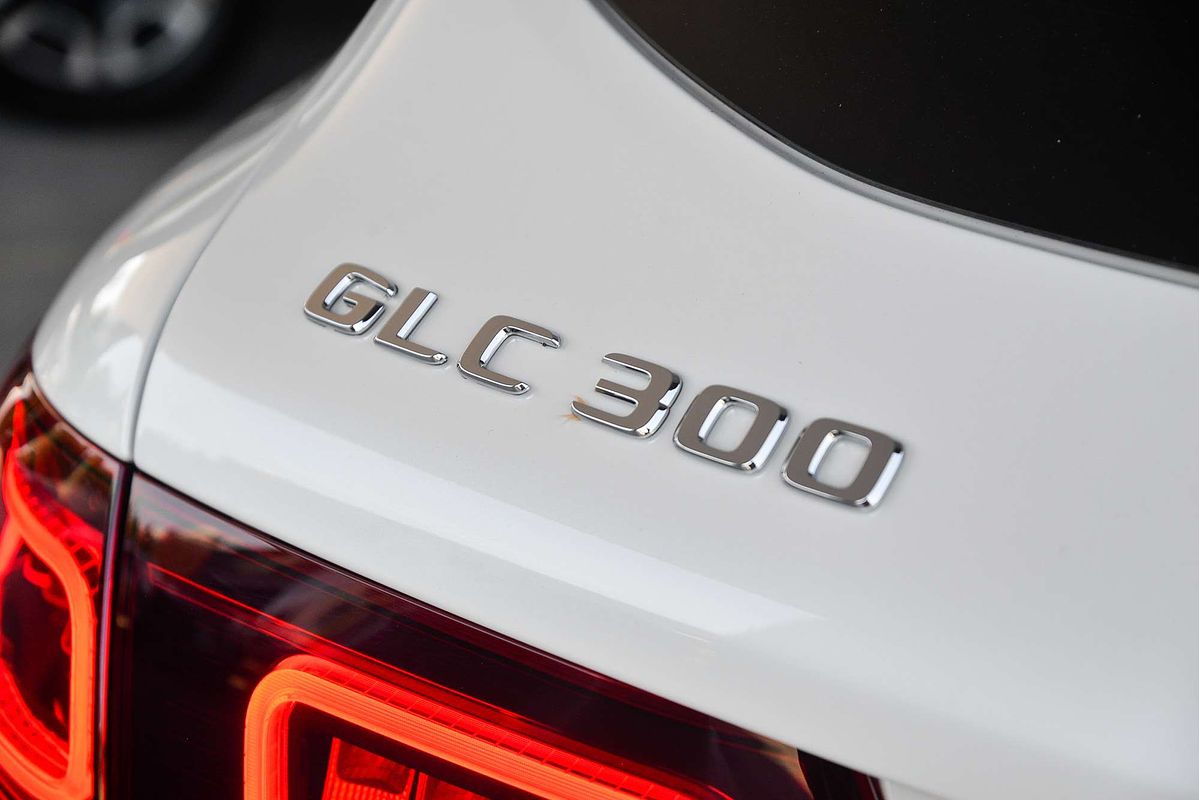 2021 Mercedes-Benz GLC-Class GLC300 X253