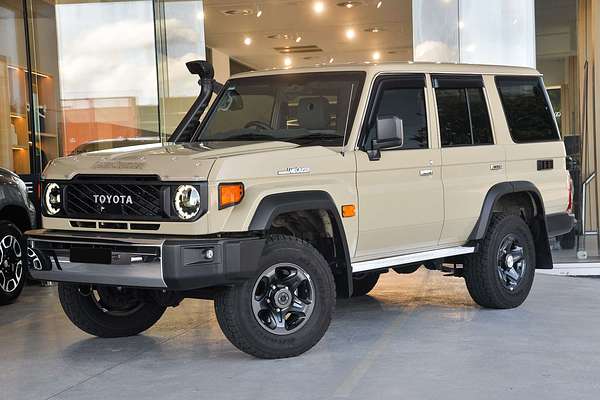 2024 Toyota Landcruiser GXL VDJL76R