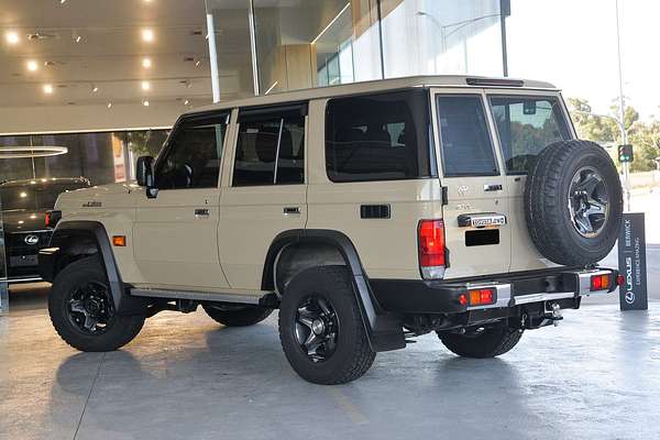 2024 Toyota Landcruiser GXL VDJL76R