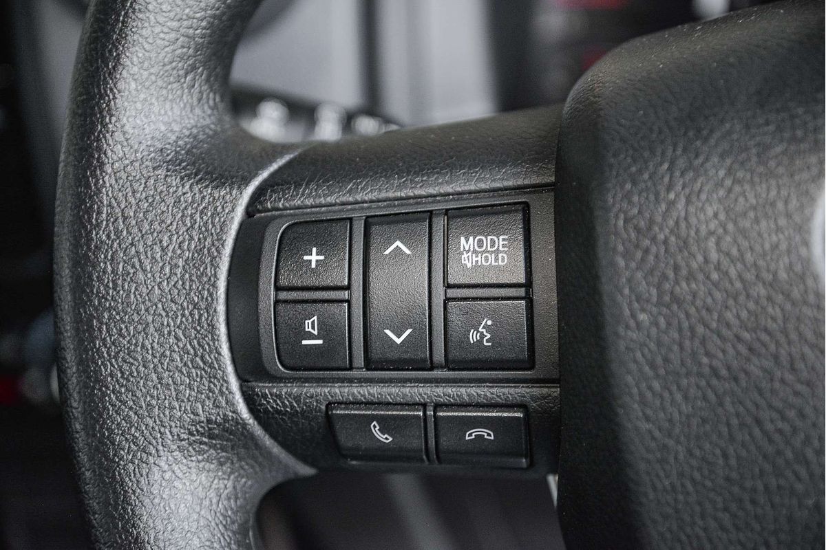 2024 Toyota Landcruiser GXL VDJL76R