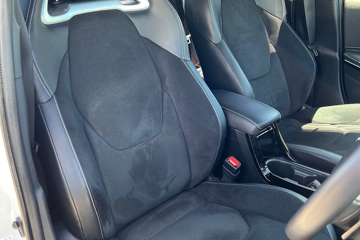 2020 Toyota Corolla ZR MZEA12R