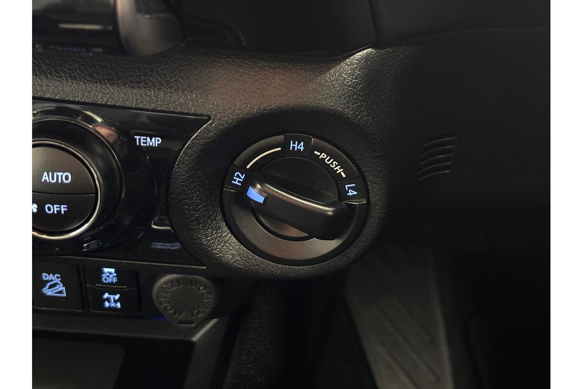 2024 Toyota Hilux Rogue 48V GUN126R 4X4