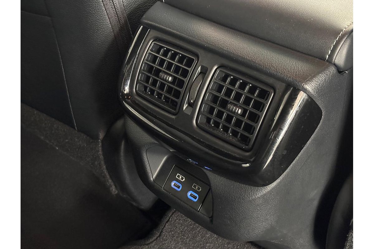 2024 Toyota Hilux Rogue 48V GUN126R 4X4