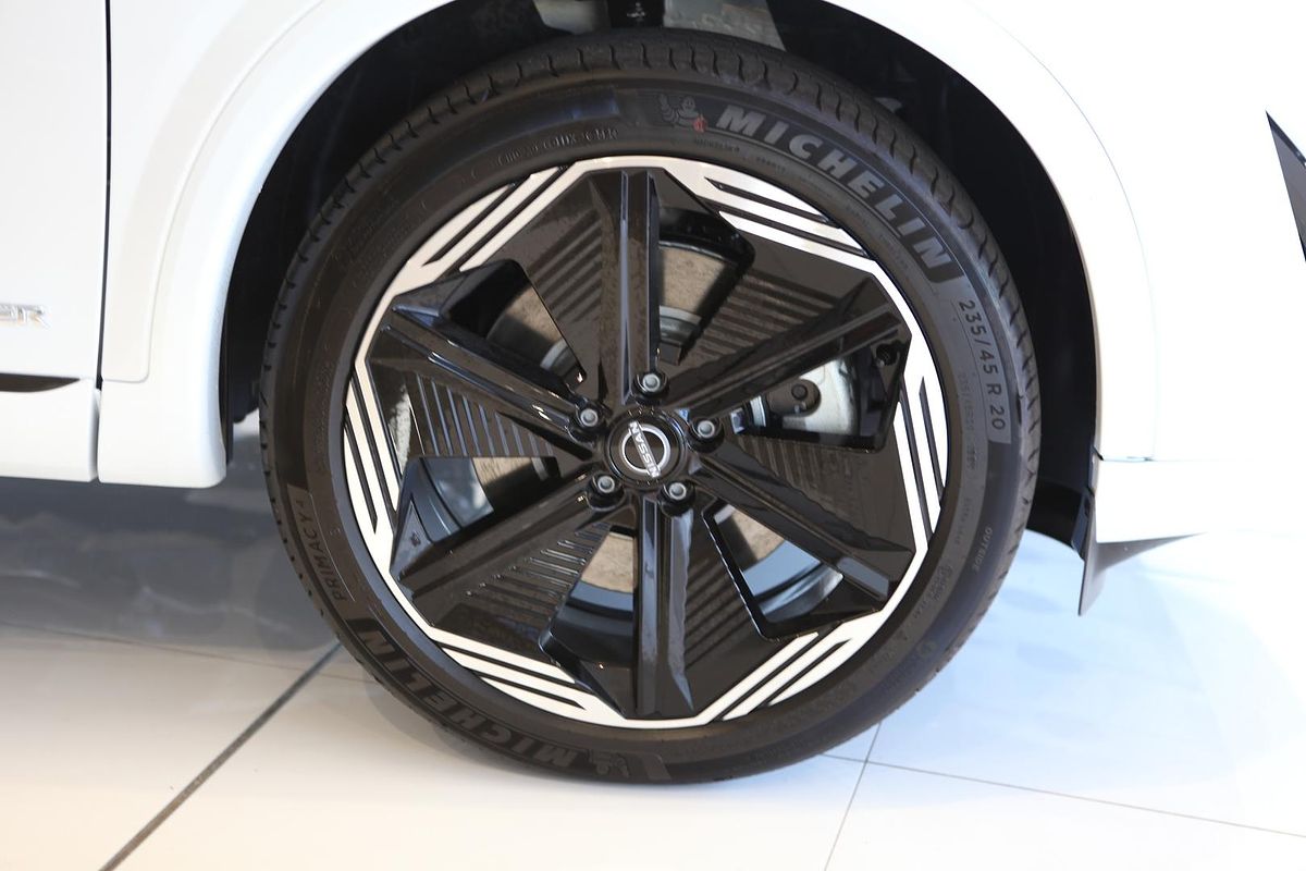 2025 Nissan QASHQAI N-DESIGN e-POWER J12