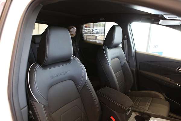 2025 Nissan QASHQAI N-DESIGN e-POWER J12