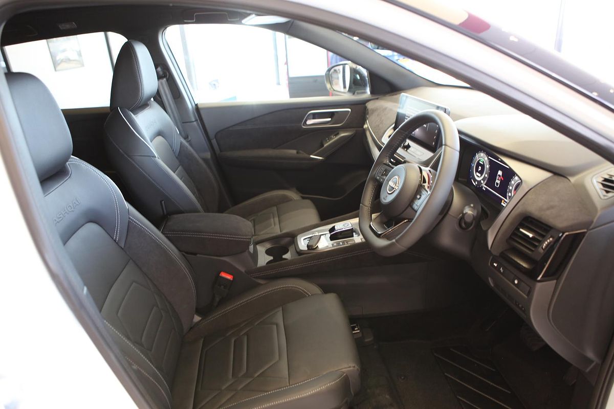 2025 Nissan QASHQAI N-DESIGN e-POWER J12