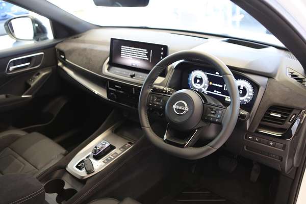 2025 Nissan QASHQAI N-DESIGN e-POWER J12
