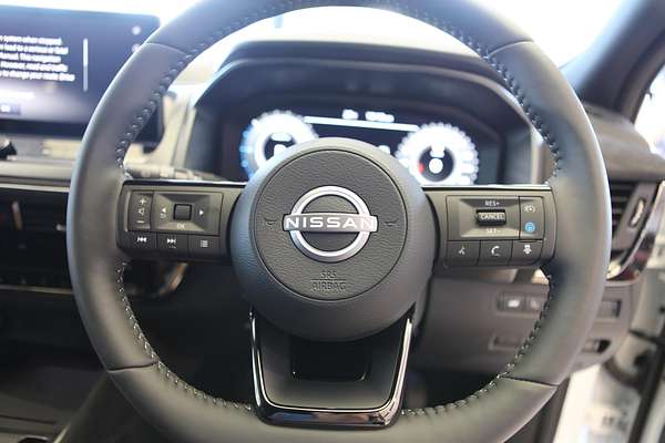 2025 Nissan QASHQAI N-DESIGN e-POWER J12
