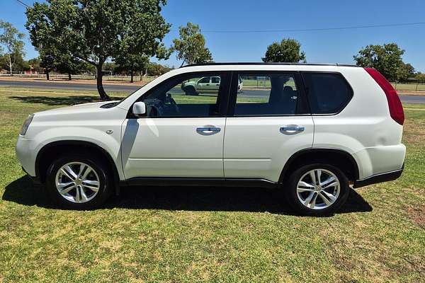 2011 Nissan X-TRAIL ST T31