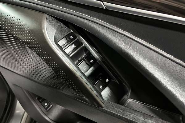2021 LDV D90 Executive SV9A