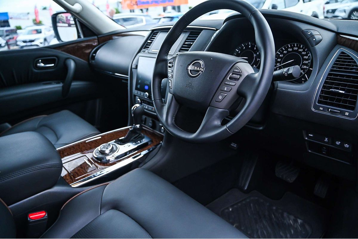 2024 Nissan Patrol Ti-L Y62