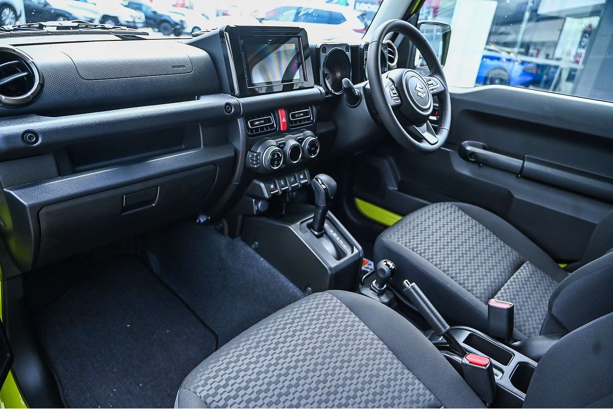 2025 Suzuki Jimny GLX GJ