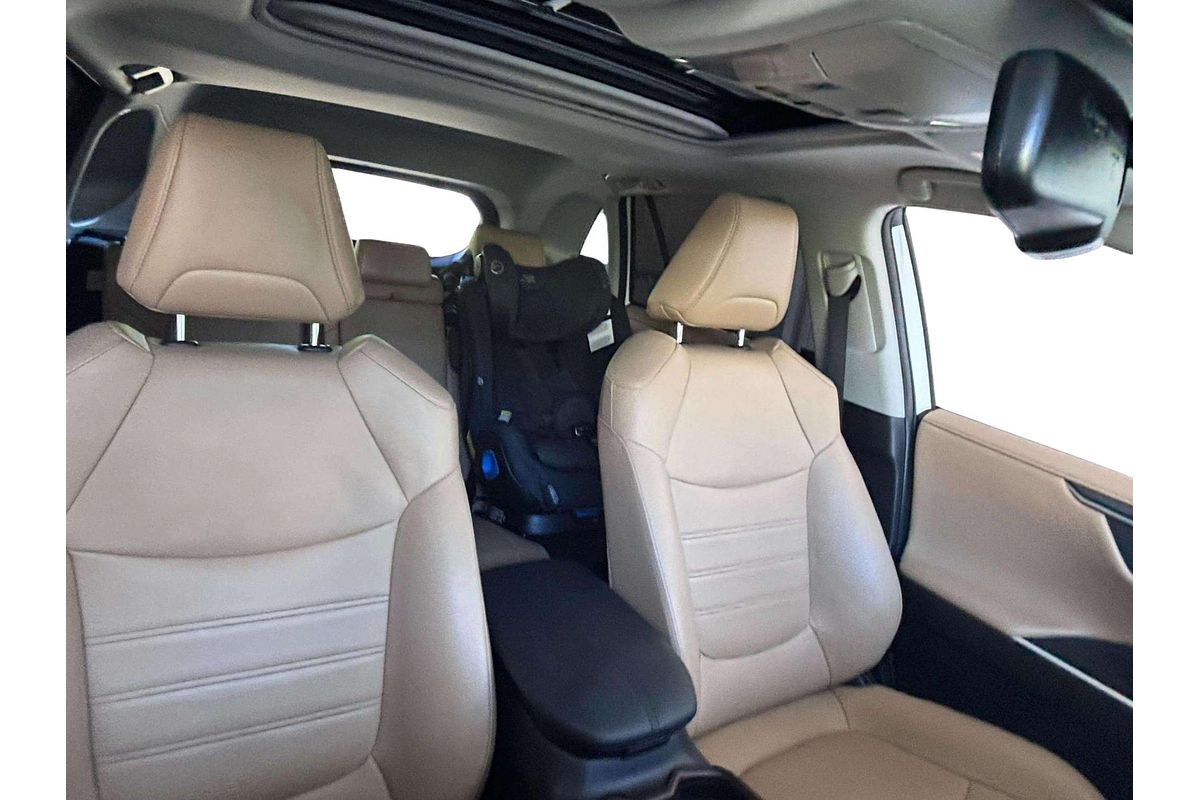 2021 Toyota RAV4 Cruiser AXAH54R