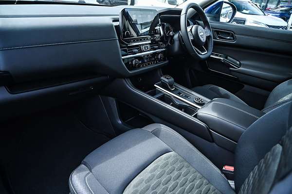 2024 Nissan Pathfinder ST-L R53