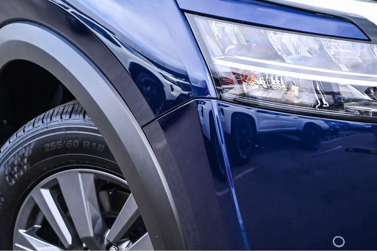 2024 Nissan Pathfinder ST-L R53