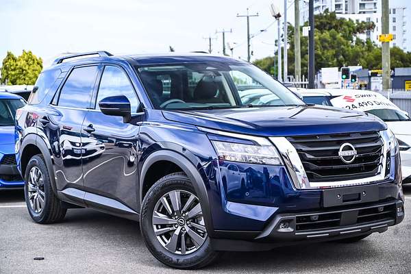 2024 Nissan Pathfinder ST-L R53