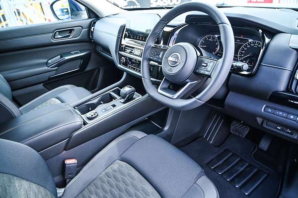 2024 Nissan Pathfinder ST-L R53