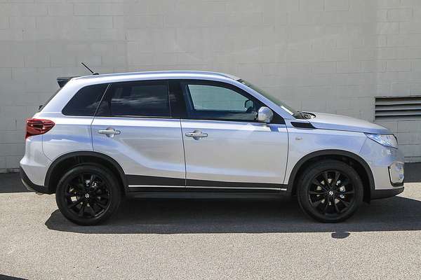 2024 Suzuki Vitara Shadow LY Series II
