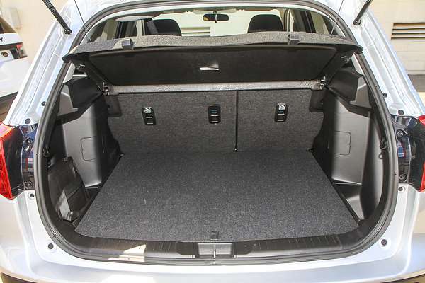 2024 Suzuki Vitara Shadow LY Series II