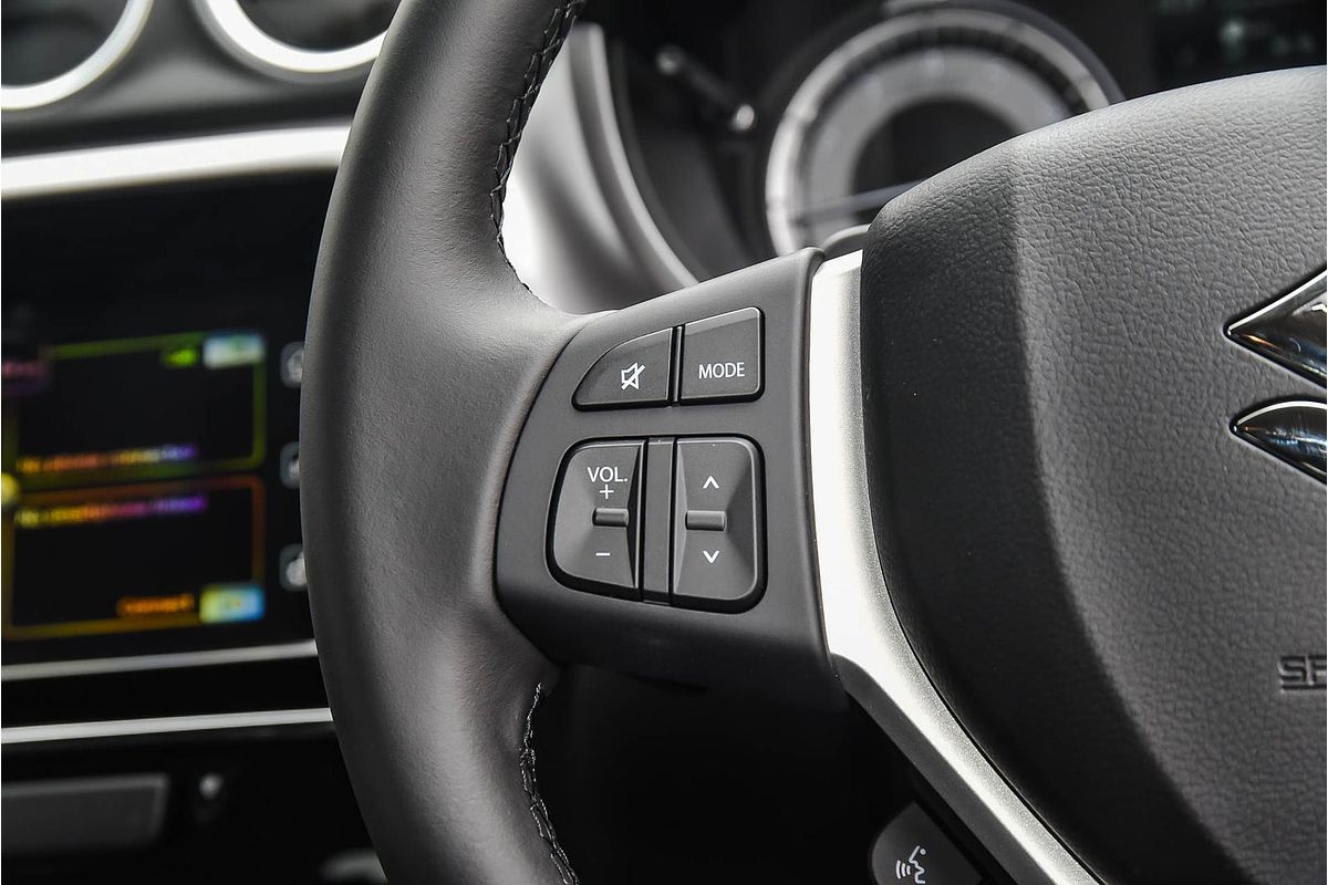 2024 Suzuki Vitara Shadow LY Series II