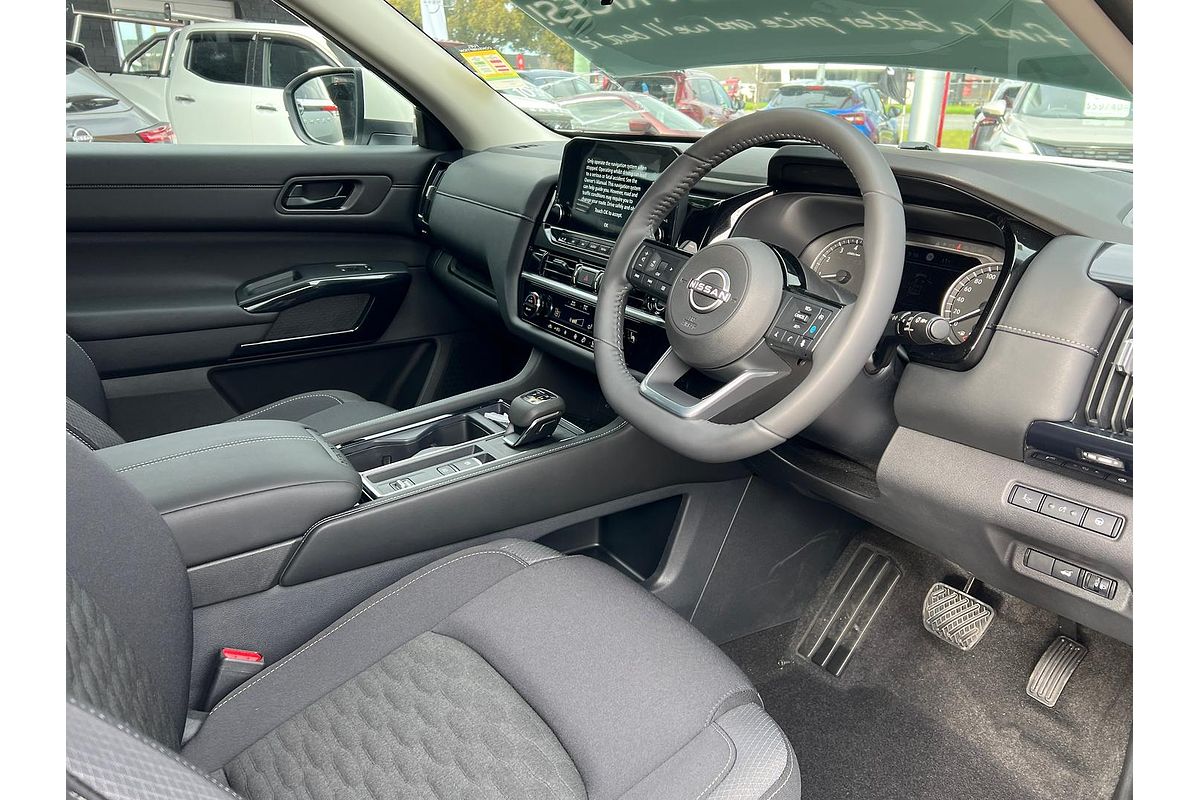 2024 Nissan Pathfinder ST-L R53
