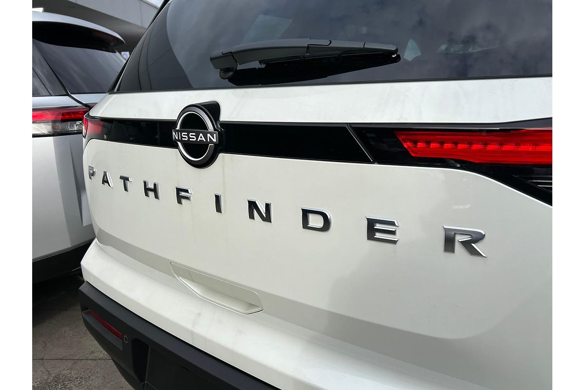 2024 Nissan Pathfinder ST-L R53
