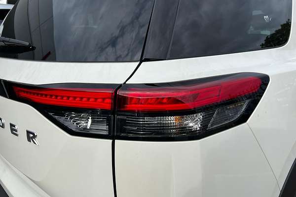 2024 Nissan Pathfinder ST-L R53