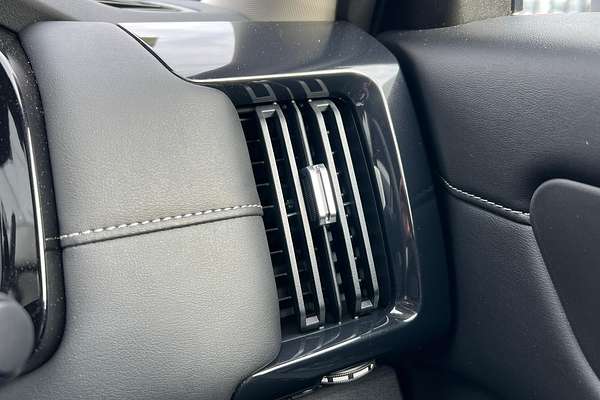 2024 Nissan Pathfinder ST-L R53