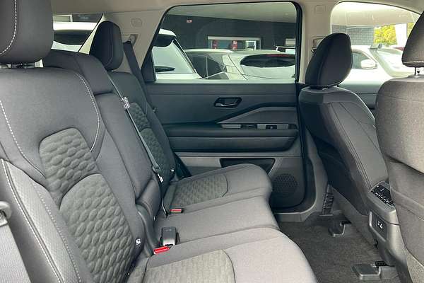 2024 Nissan Pathfinder ST-L R53